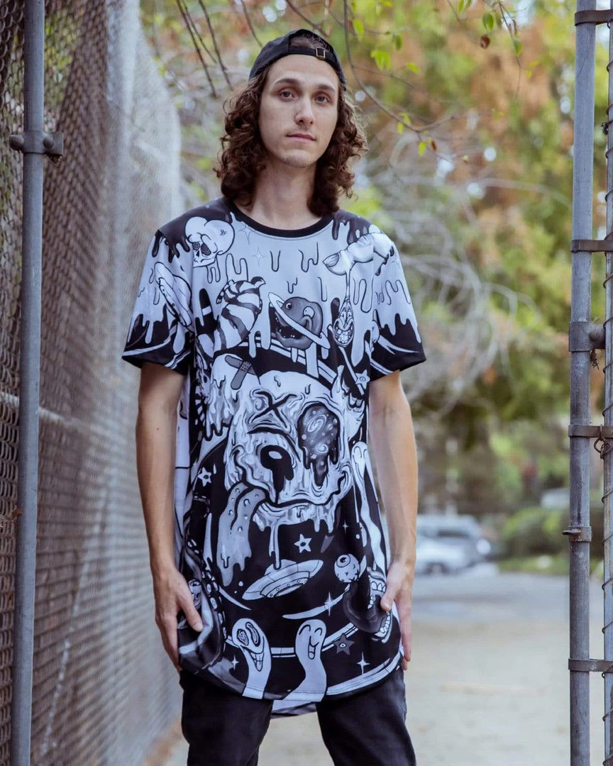 LIQUID STRANGER X SCUMMY BEARS - WEIRD & WONDERFUL (NIGHT) - LONG TEE 6 LIQUID STRANGER X SCUMMY BEARS - WEIRD & WONDERFUL (NIGHT) - LONG TEE